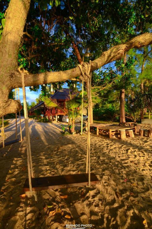 Baanchaylay Resort Khanom Phòng bức ảnh